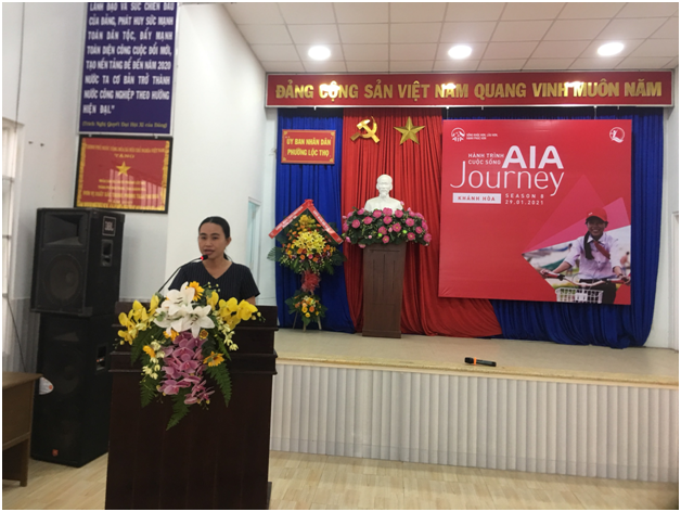 Tổ chức trao tặng xe đạp cho trẻ em có hoàn cảnh khó khăn trên địa bàn thành phố Nha Trang