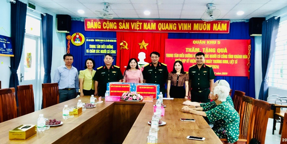 Hoạt động kỷ niệm 77 năm ngày Thương binh liệt sĩ (27/7/1947-27/7/2024)